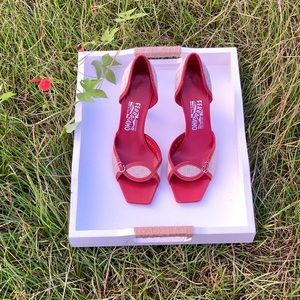 Salvatore Ferragamo Vintage Open-Toe Heels Shoes Size 9